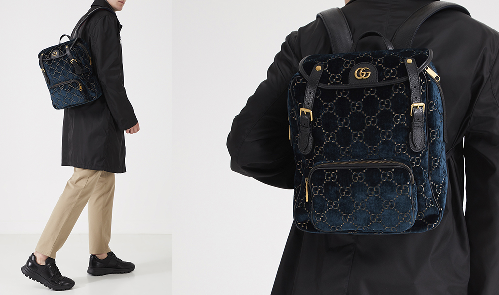 Бархатный рюкзак Gucci Man с черным пальто